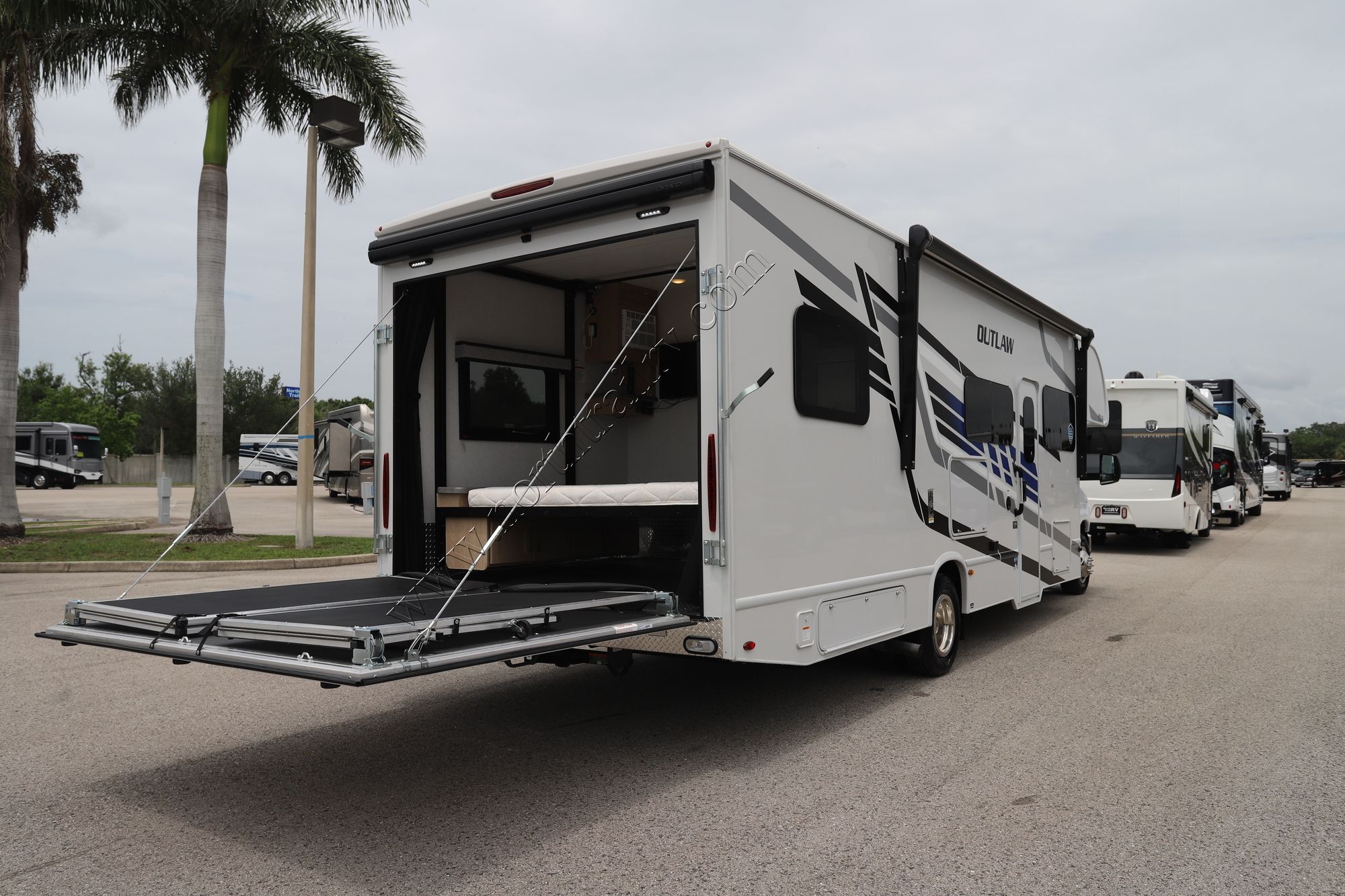 New 2026 Thor Outlaw 29J Class C  For Sale