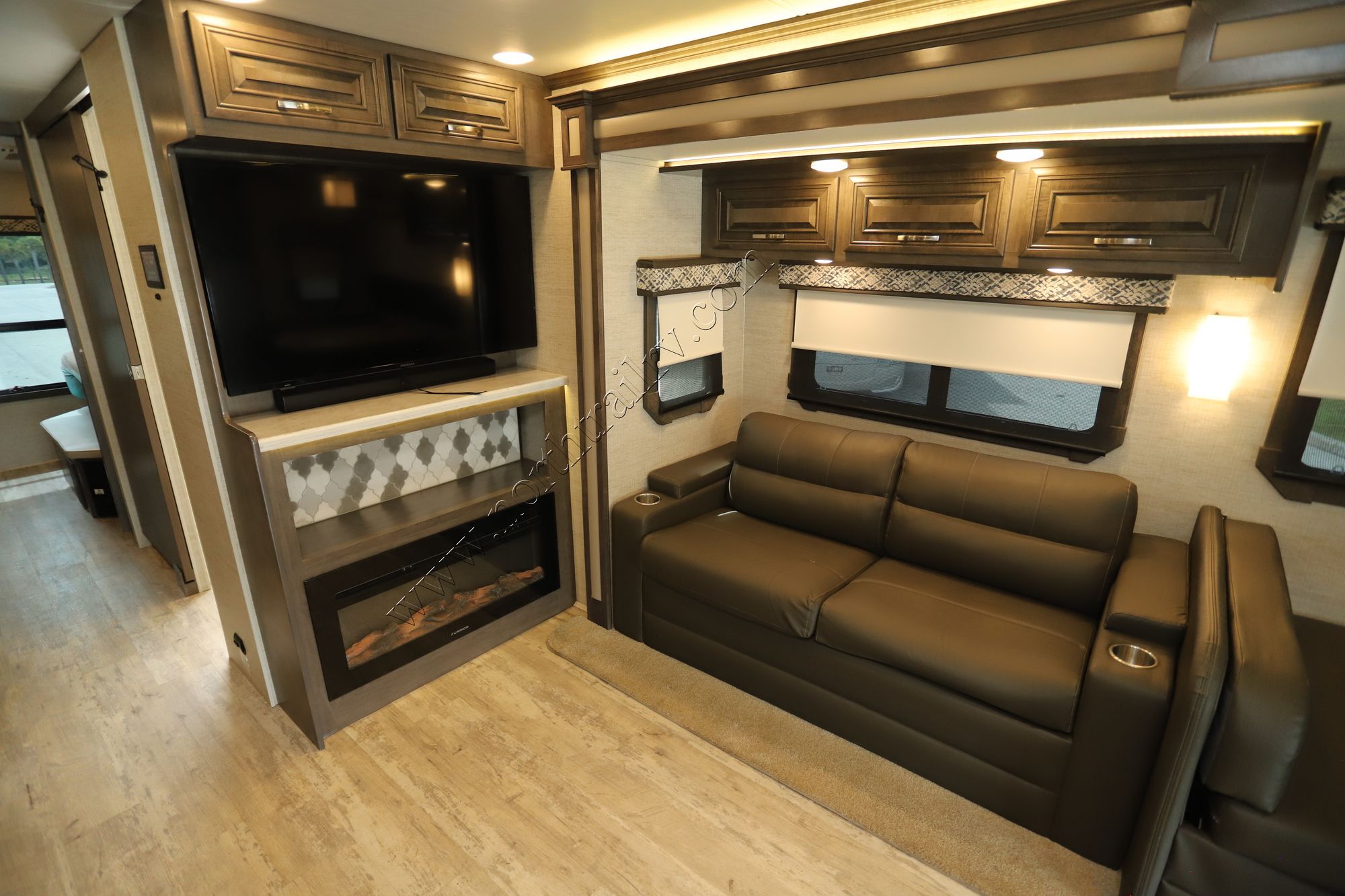 Used 2022 Jayco Seneca 37L Super C  For Sale