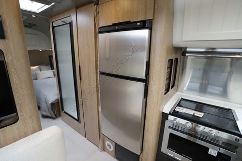 2025 Airstream Pottery Barn 28RB