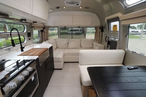 2025 Airstream Pottery Barn 28RB