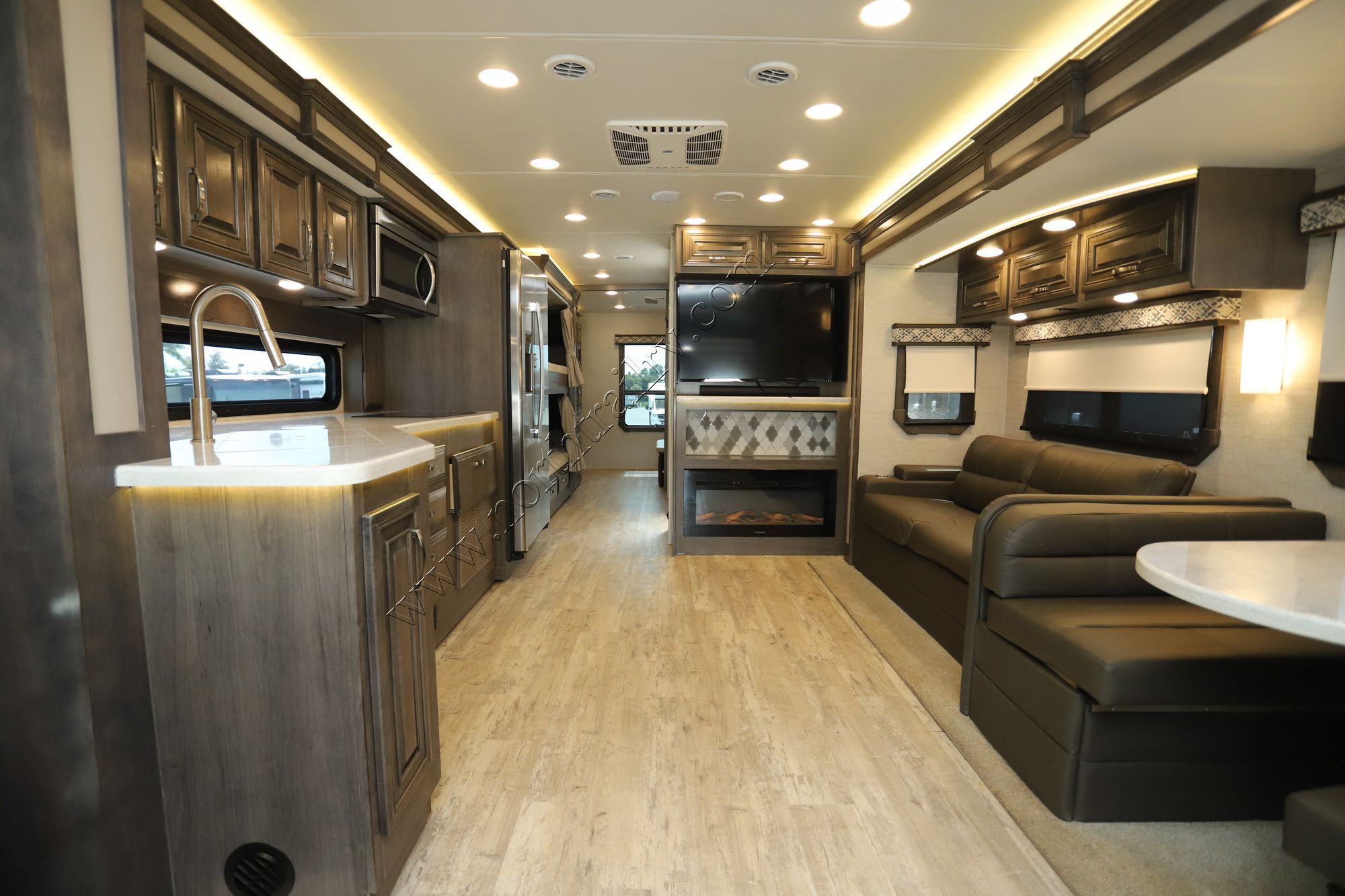 Used 2022 Jayco Seneca 37L Super C  For Sale
