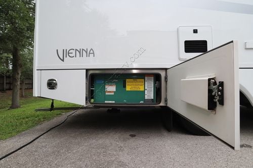 2022 Renegade Rv Vienna 25VFWS