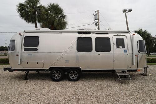 2025 Airstream Pottery Barn 28RB