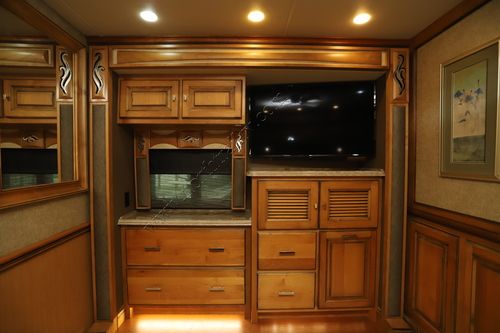 2018 Tiffin Motor Homes Phaeton 40QBH