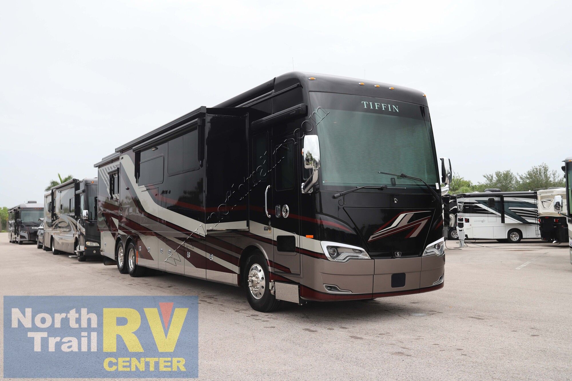 Used 2023 Tiffin Motor Homes Allegro Bus 45OPP Class A  For Sale