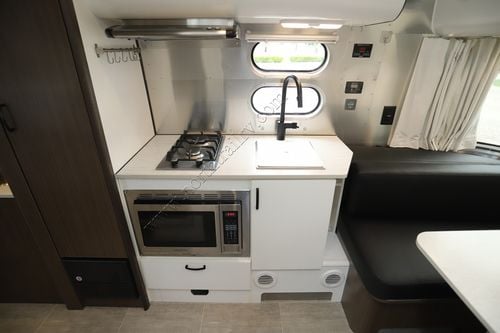 2021 Airstream Caravel 19CB