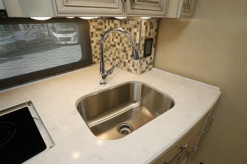 2022 Newmar Mountain Aire 4118