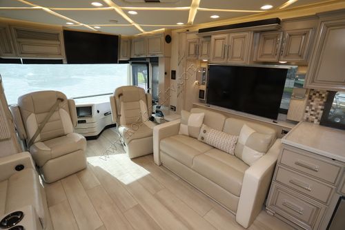 2022 Newmar Mountain Aire 4118