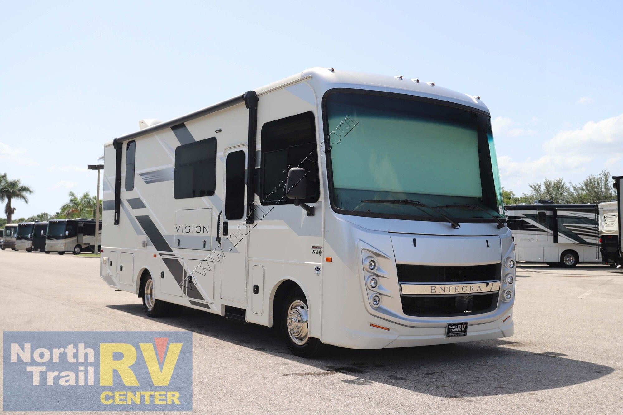 Used 2025 Entegra Vision 27A Class A  For Sale