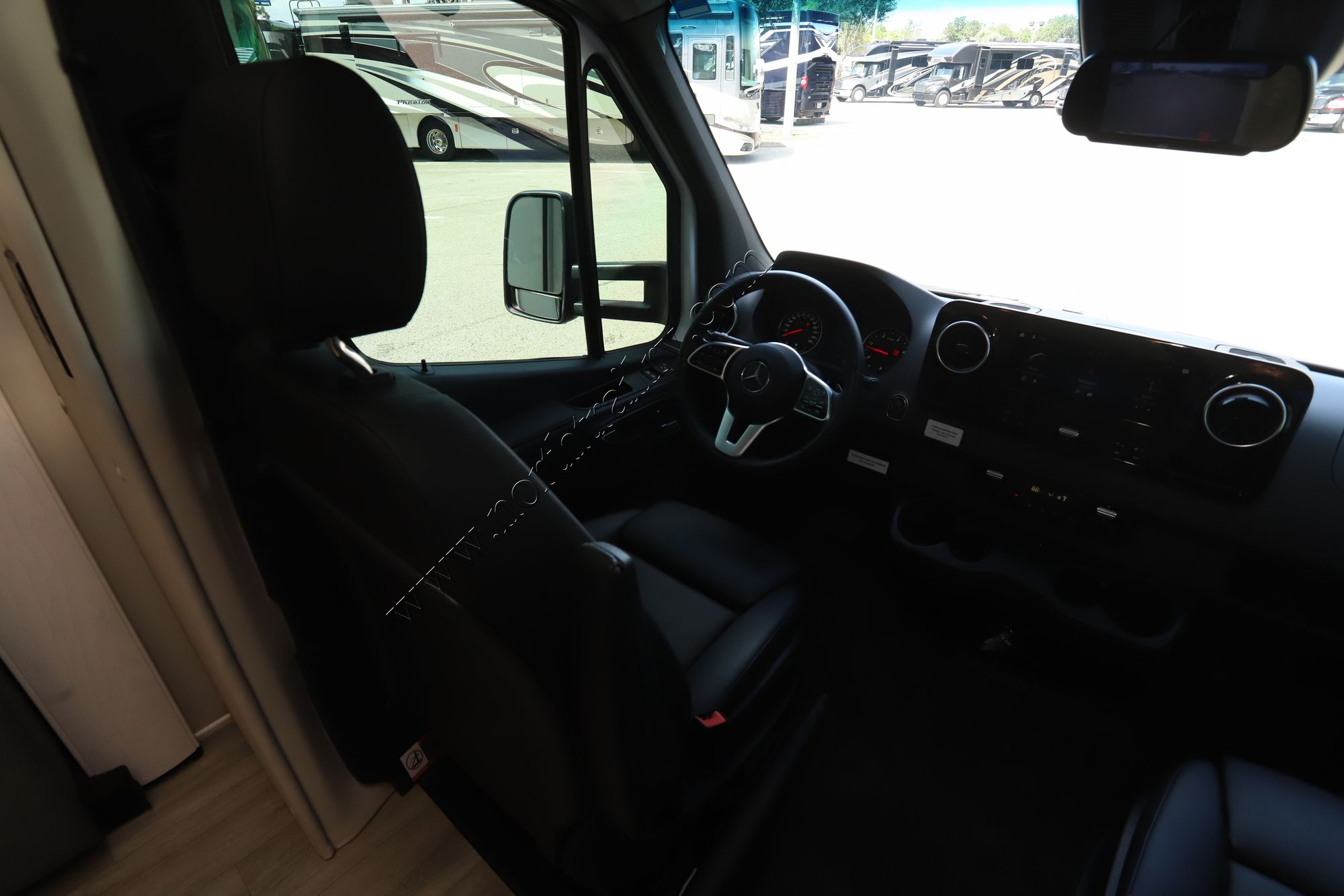 Used 2023 Renegade Rv Vienna 25VRML Class C  For Sale