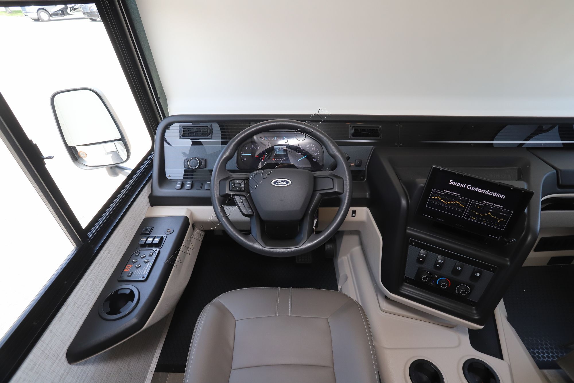 Used 2025 Entegra Vision 27A Class A  For Sale