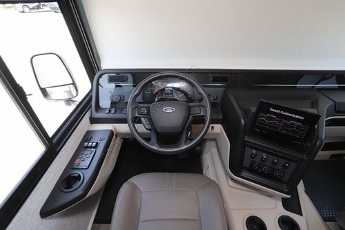 2025 Entegra Vision 27A
