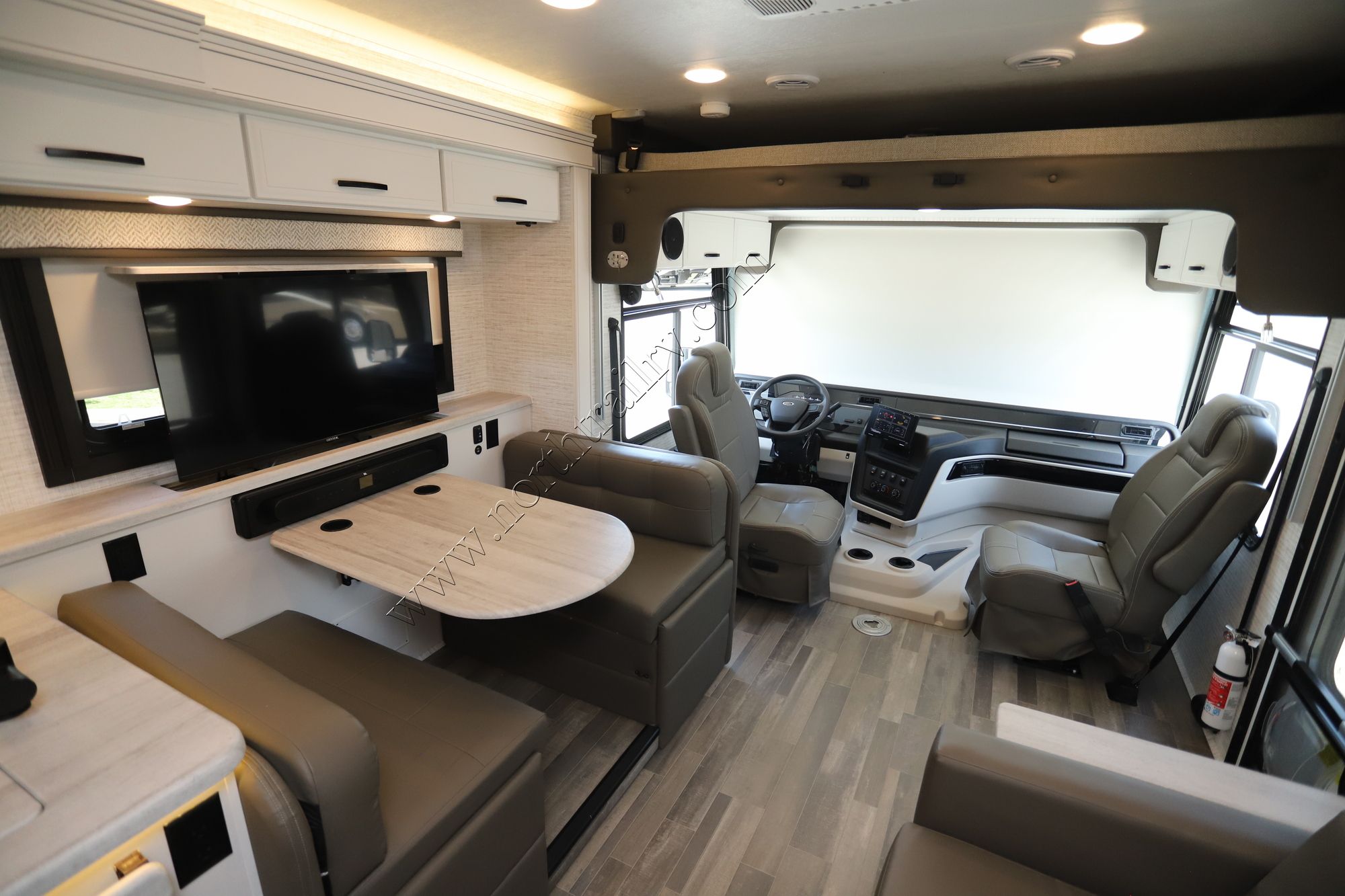 Used 2025 Entegra Vision 27A Class A  For Sale