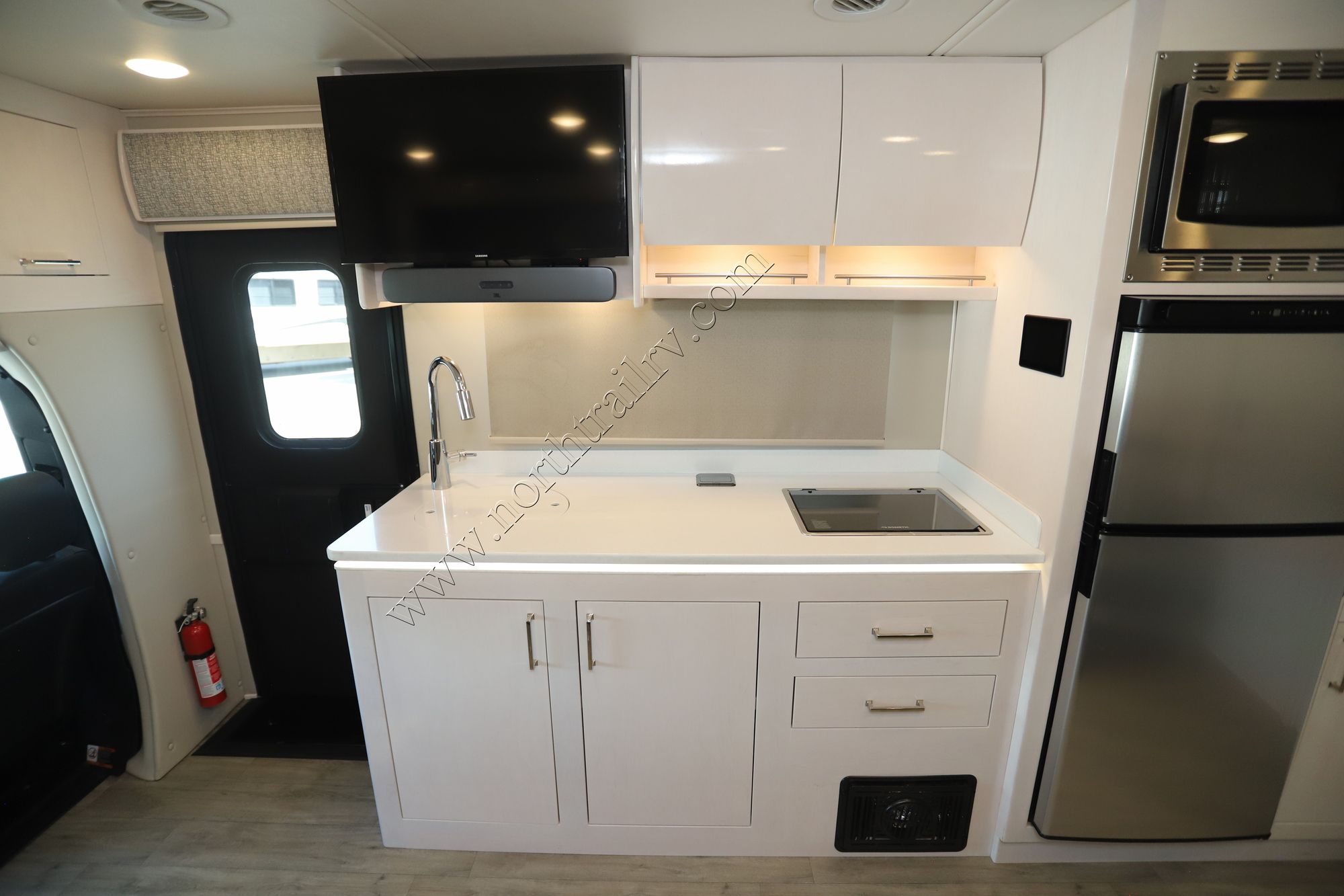 Used 2023 Renegade Rv Vienna 25VRML Class C  For Sale