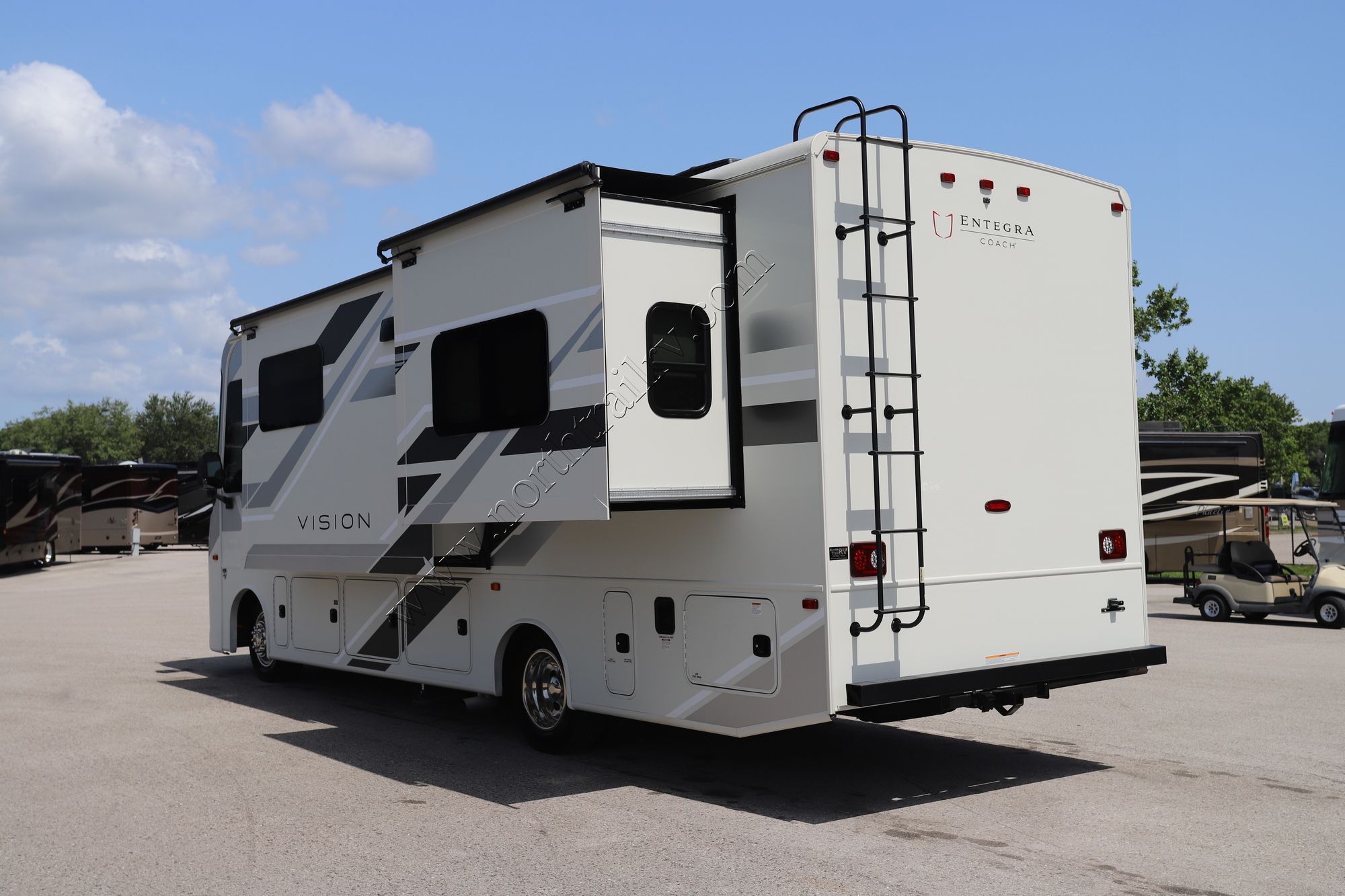Used 2025 Entegra Vision 27A Class A  For Sale