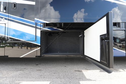 2025 Newmar Super Star 3731 Super C
