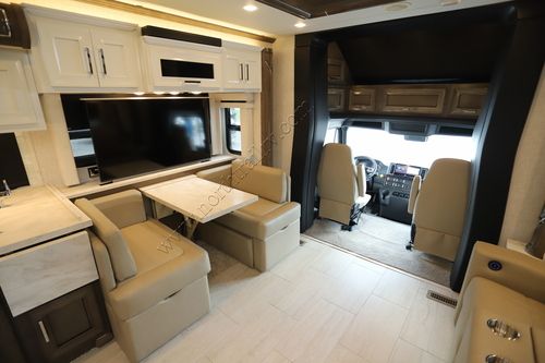 2025 Newmar Super Star 3731 Super C