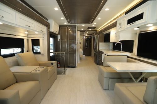 2025 Newmar Super Star 3731 Super C
