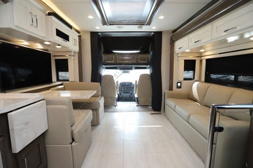 2025 Newmar Super Star 3731 Super C
