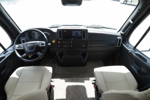 2025 Newmar Super Star 3731 Super C
