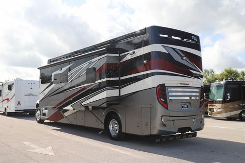 2025 Newmar Super Star 3731 Super C