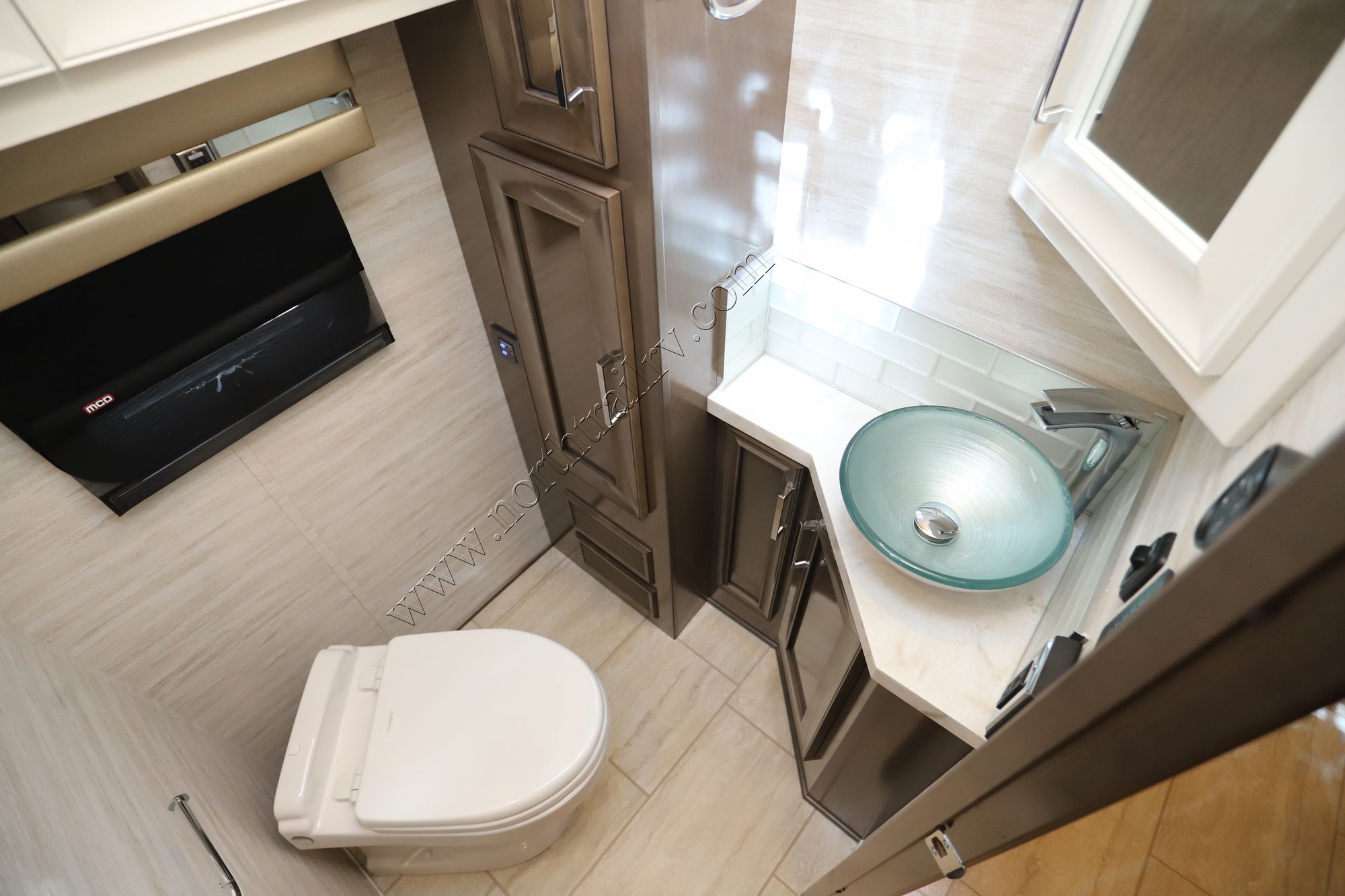 New 2025 Newmar Super Star 4059 Super C  For Sale