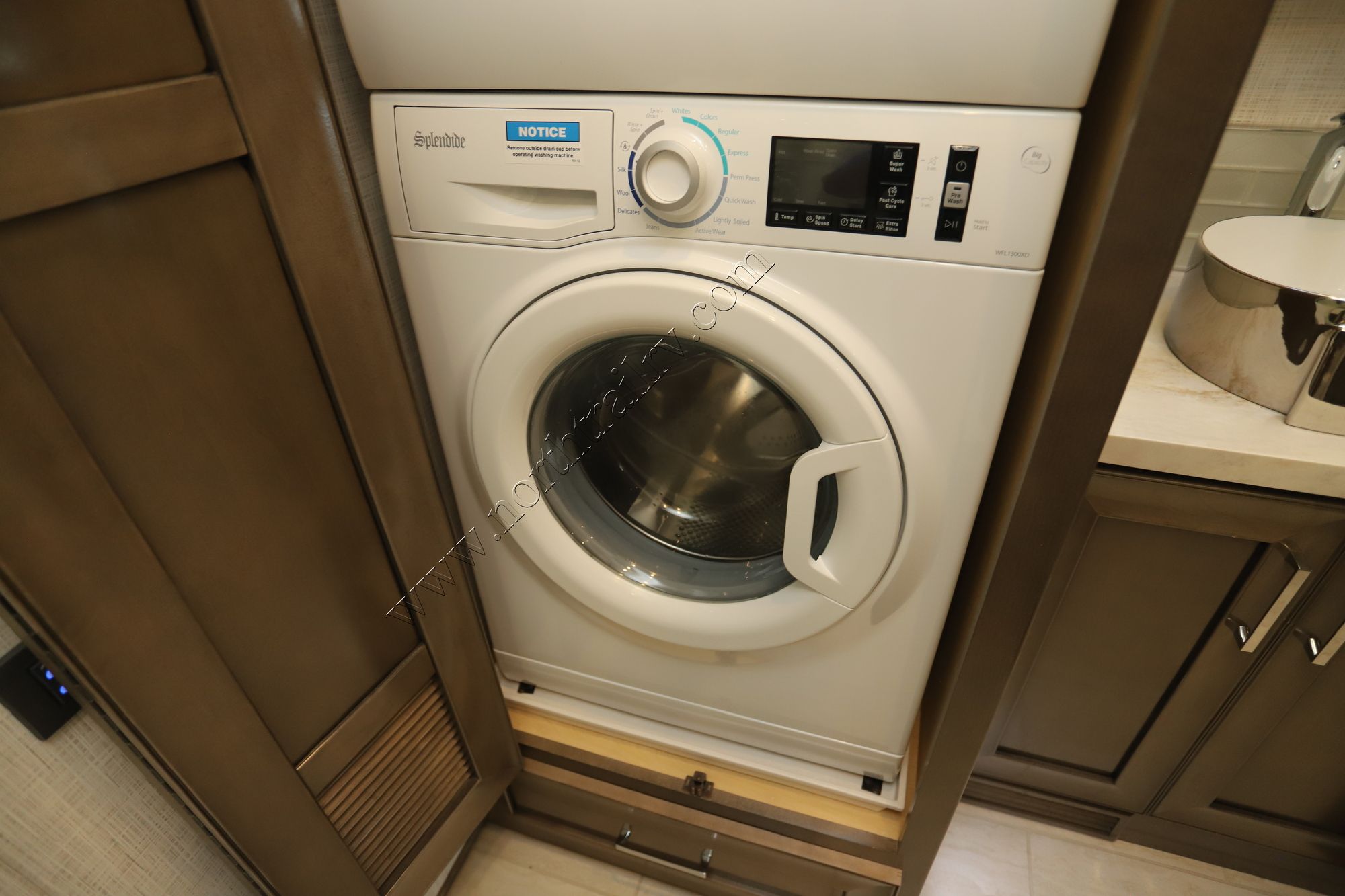 New 2025 Newmar Super Star 3731 Super C  For Sale