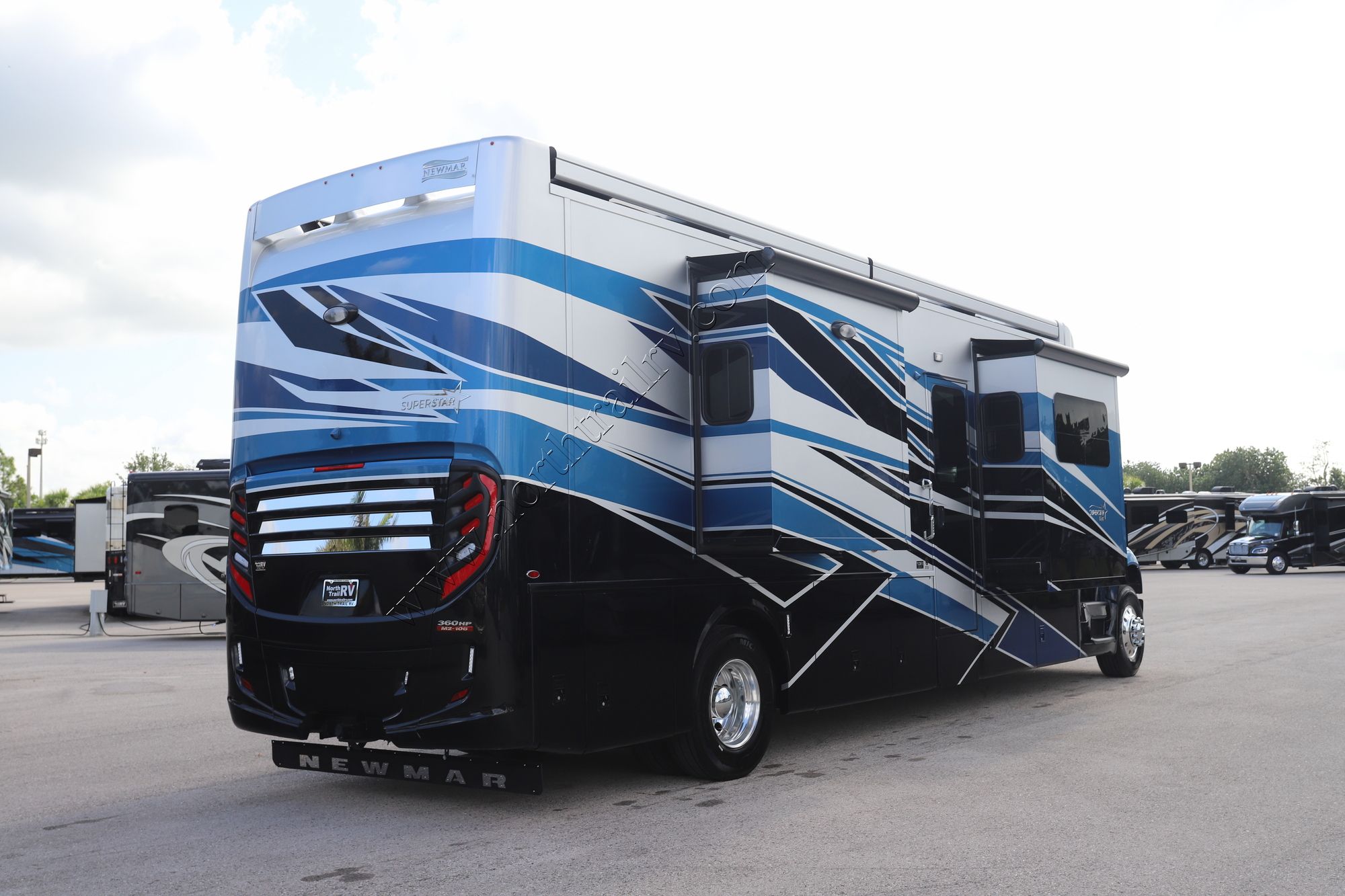 New 2025 Newmar Super Star 3731 Super C  For Sale