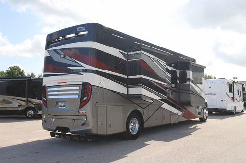 2025 Newmar Super Star 3731 Super C