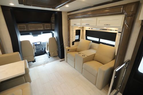 2025 Newmar Super Star 3731 Super C