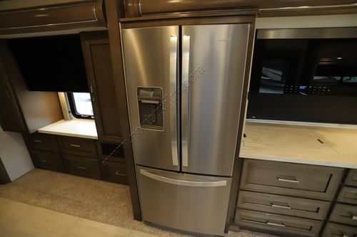 2025 Newmar Super Star 3731 Super C
