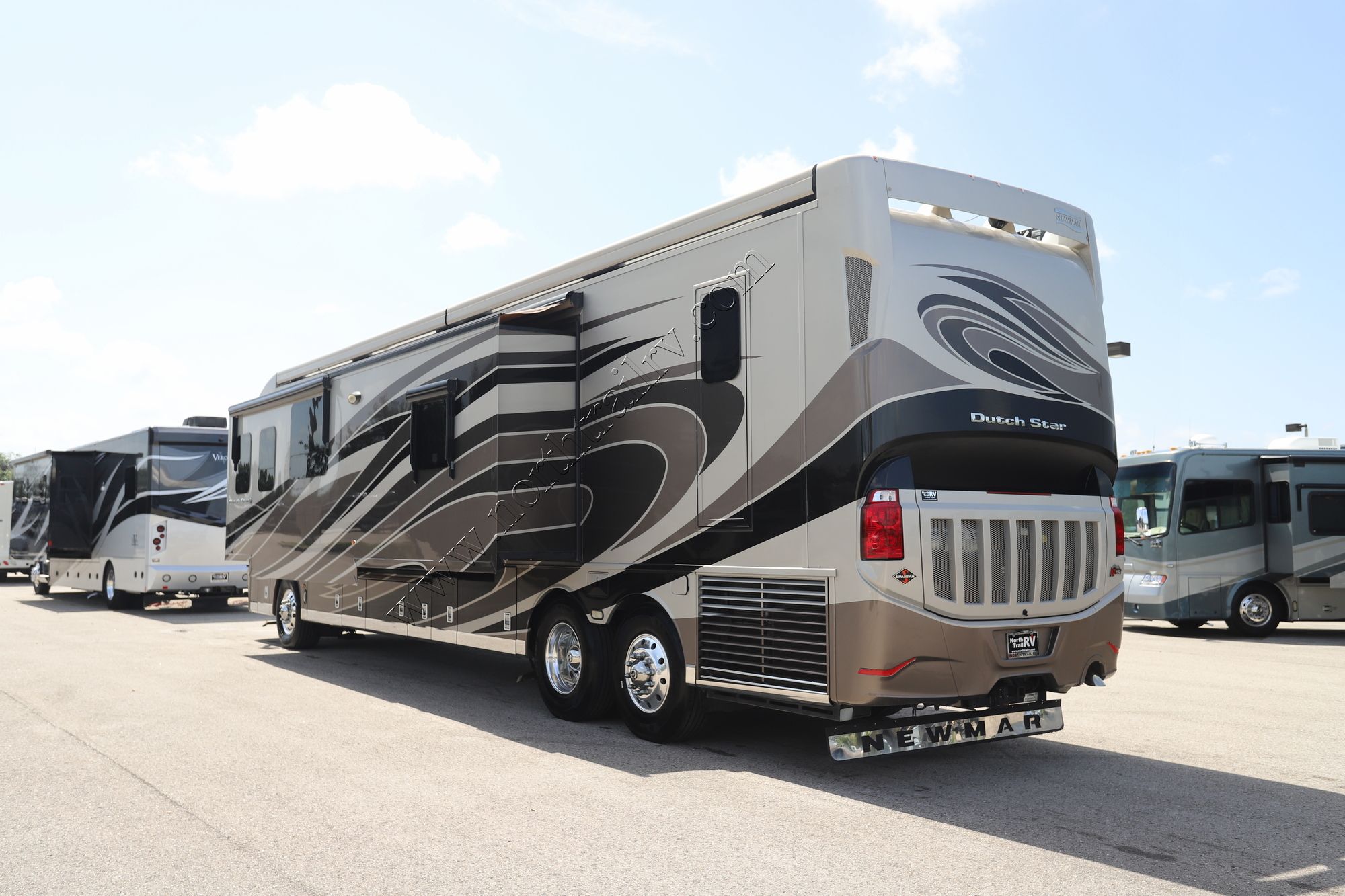 Used 2018 Newmar Dutch Star 4369 Class A  For Sale