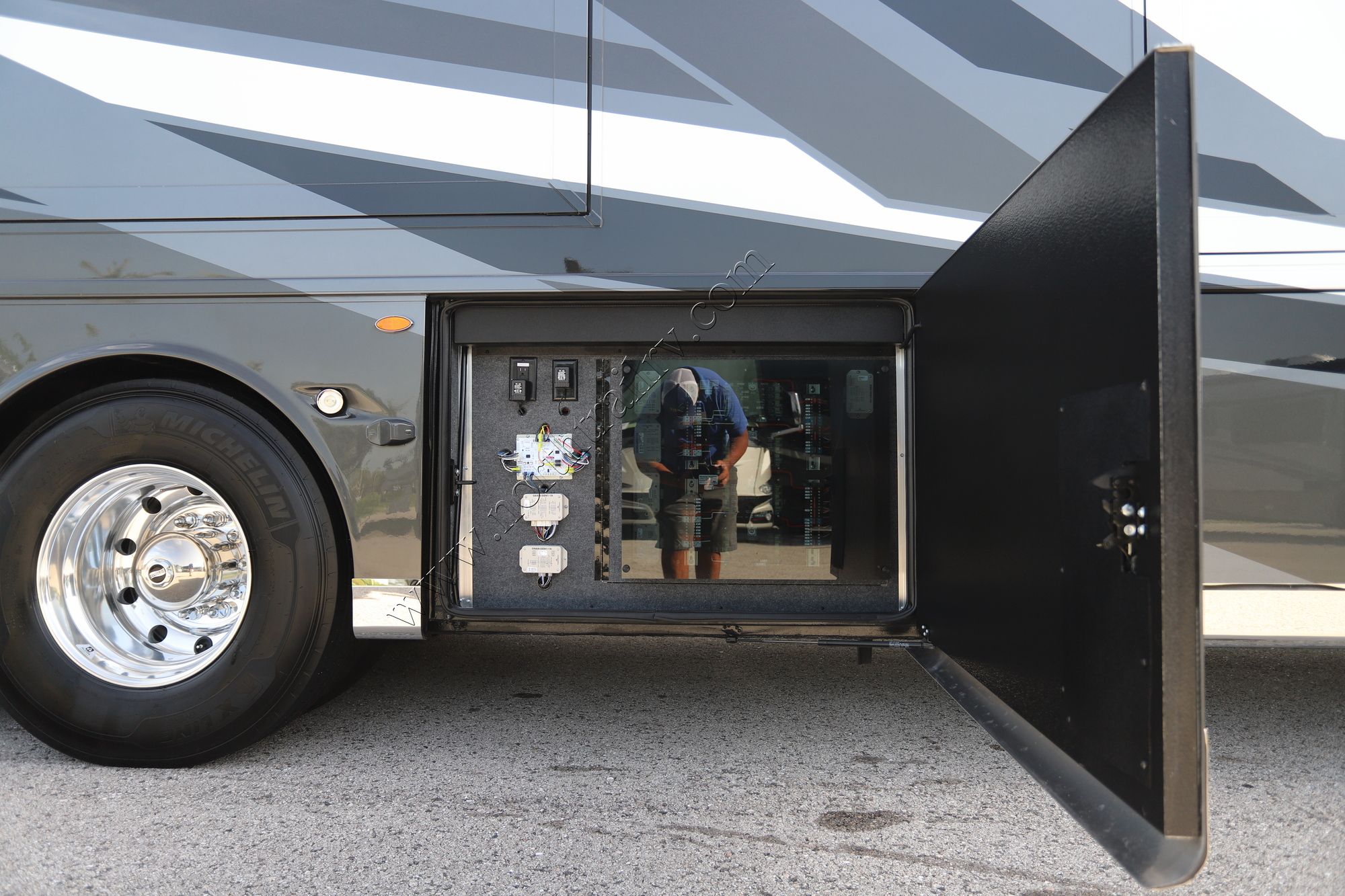 New 2026 Newmar Mountain Aire 4118 Class A  For Sale