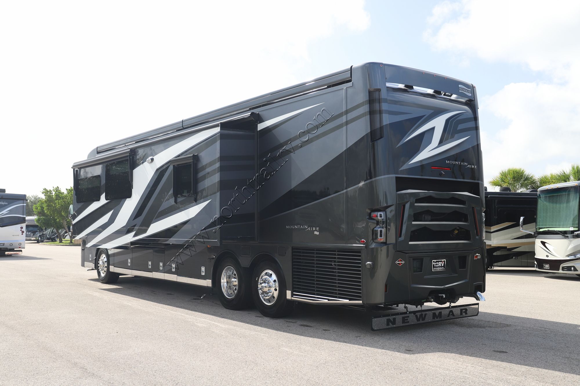 New 2026 Newmar Mountain Aire 4118 Class A  For Sale