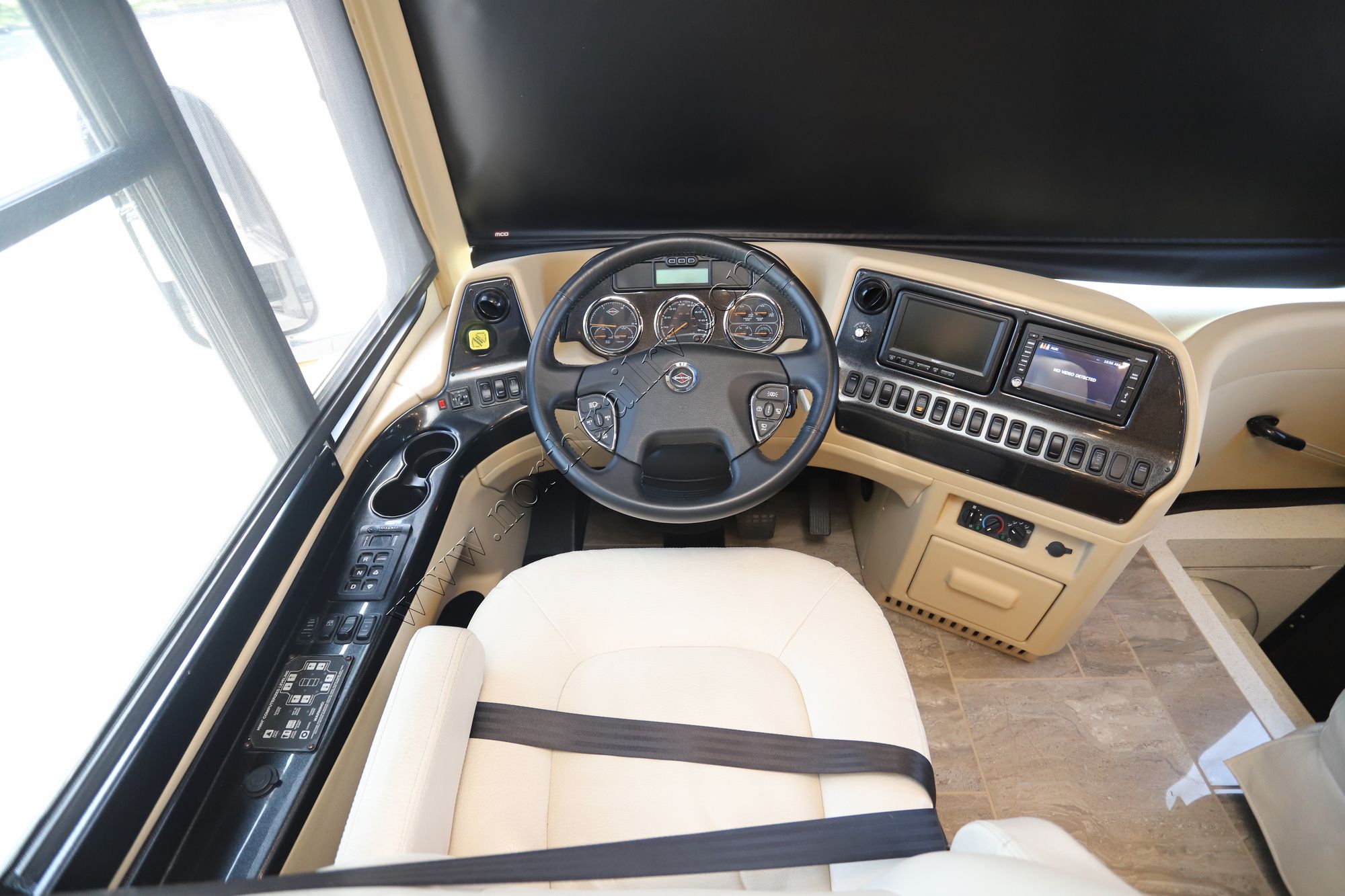 Used 2018 Newmar Dutch Star 4369 Class A  For Sale