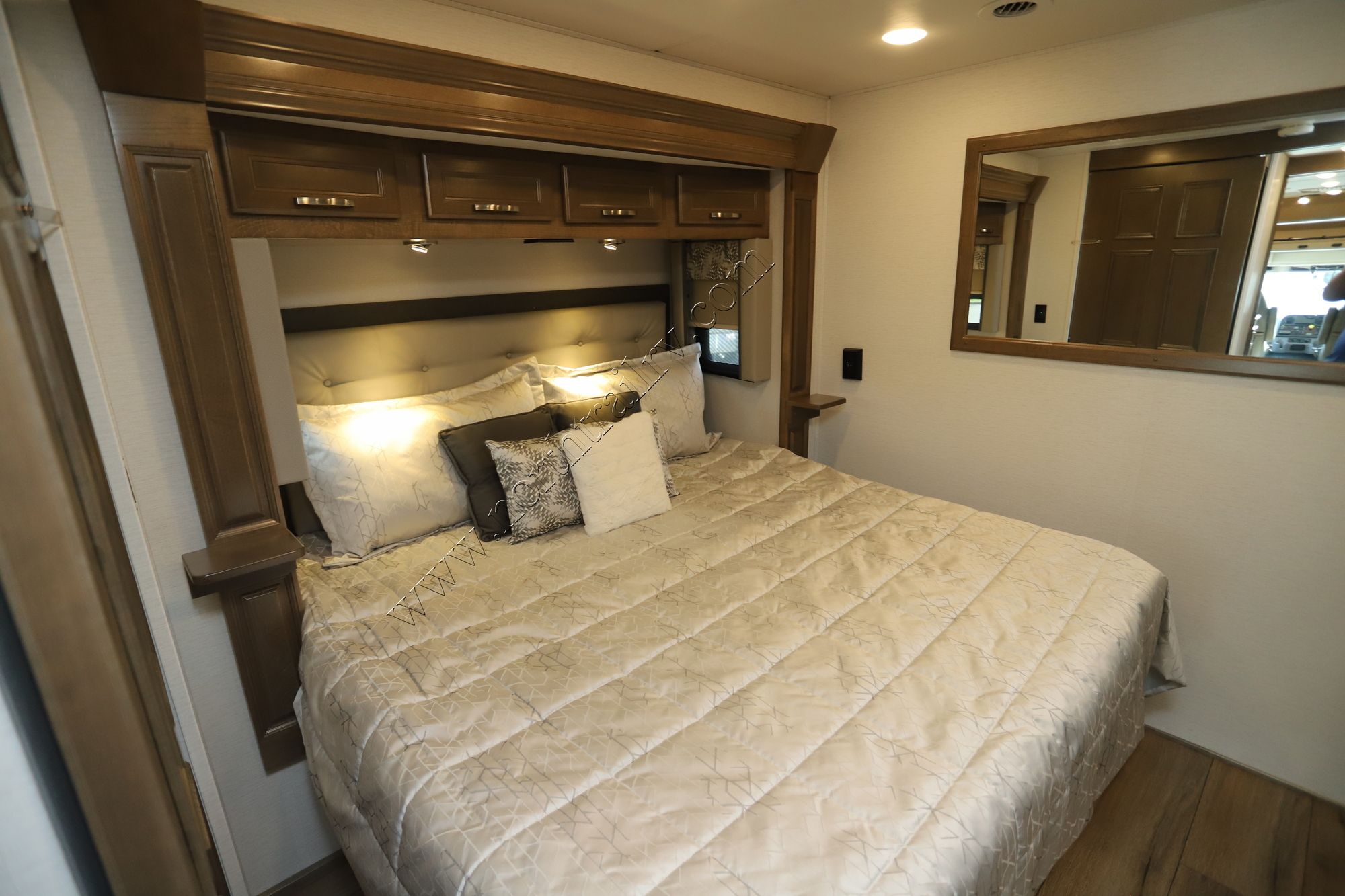 Used 2023 Renegade Rv Verona 36VSB Super C  For Sale