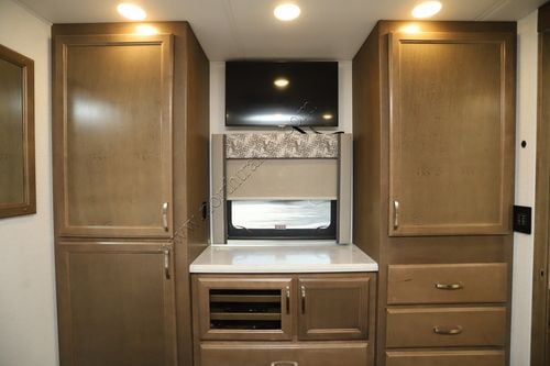 2023 Renegade Rv Verona 36VSB