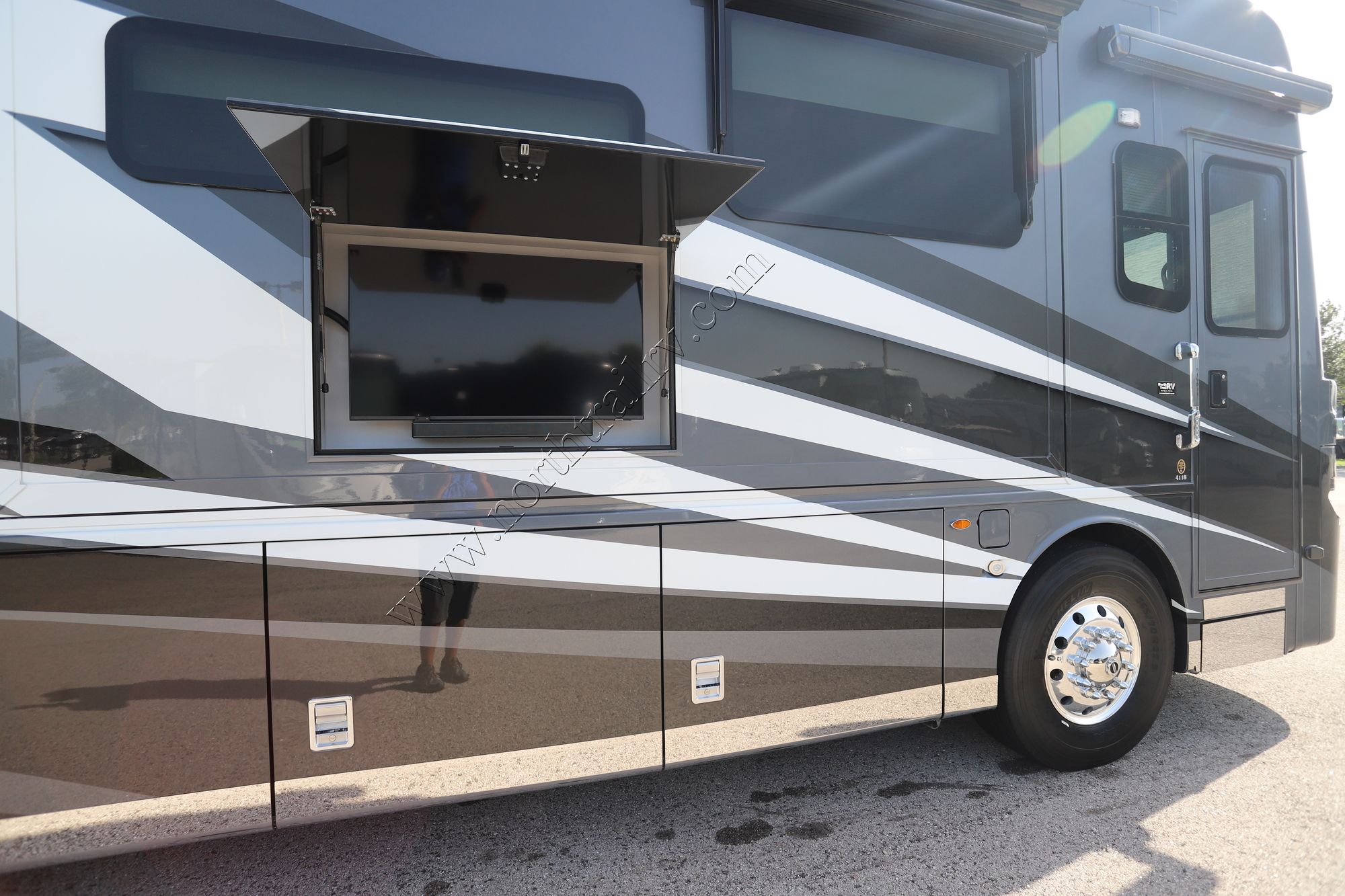 New 2026 Newmar Mountain Aire 4118 Class A  For Sale