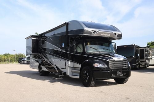 2026 Jayco Seneca 37K Super C