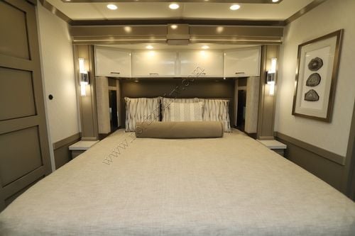 2026 Newmar Mountain Aire 4118