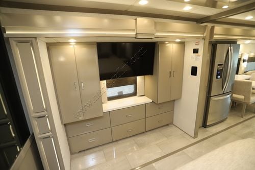 2026 Newmar Mountain Aire 4118
