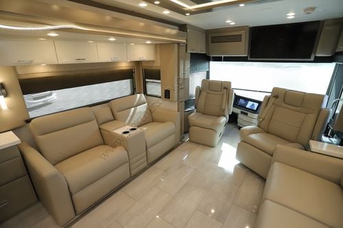 2026 Newmar Mountain Aire 4118