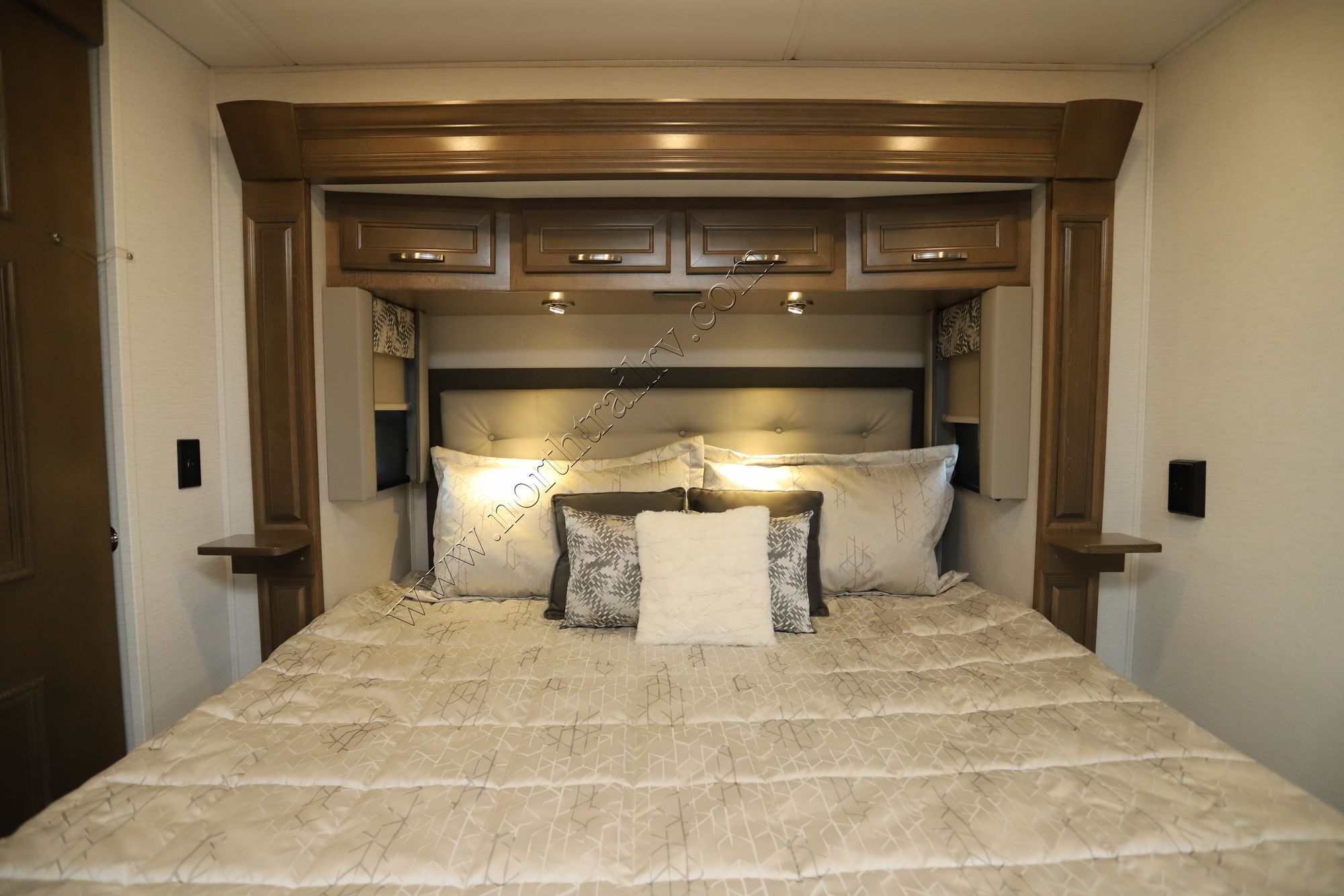 Used 2023 Renegade Rv Verona 36VSB Super C  For Sale