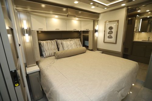 2026 Newmar Mountain Aire 4118