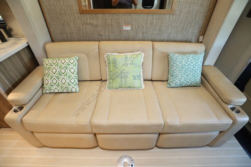 2021 Airstream Atlas Tommy Bahama