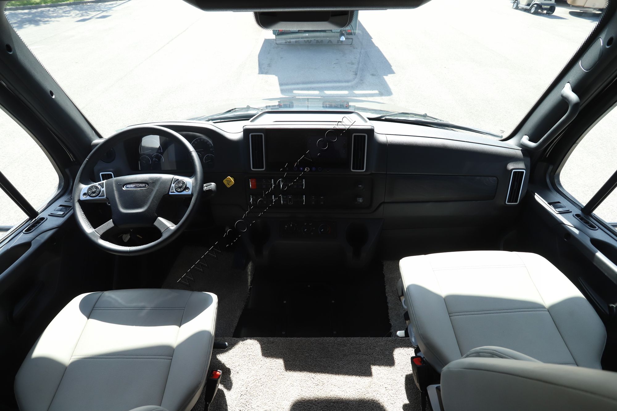 New 2025 Newmar Super Star 4059 Super C  For Sale