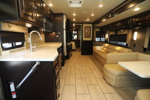 2016 Tiffin Motor Homes Allegro 32SA