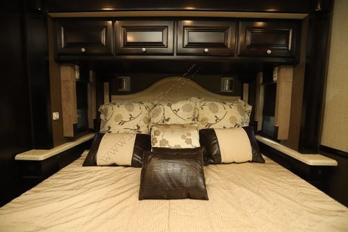 2016 Tiffin Motor Homes Allegro 32SA