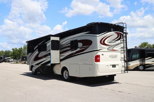 2016 Tiffin Motor Homes Allegro 32SA