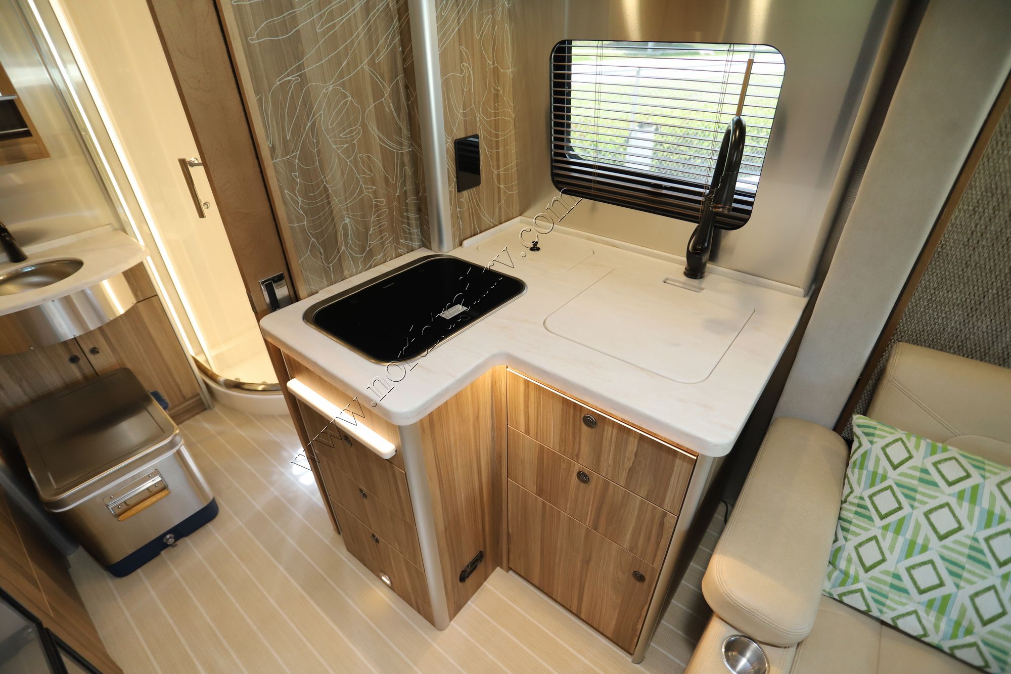 Used 2021 Airstream Atlas Tommy Bahama Class C  For Sale